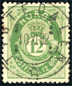 26. 12 øre skravert Posthorn anert med hullstempel "Tistedalen 10.11.82".