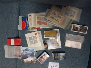 HEFTER/MINIARK En haug, oppgitt pålydende 7400 kroner. SKAL SELGES, GI BUD!