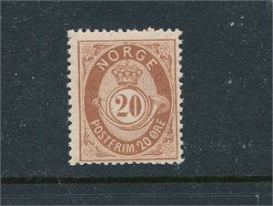 Nk 39y xx. 20øre rødlig brun. Litt rust i limet. Ex Samlerhuset, solgt som postfriskt, se foto begge sider (Hk 4900)