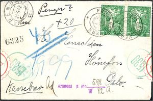 294. To 10 øre Snorre på konvolutt, anert med KPH "Frolands Verk" og ved siden stemplet "Arendal 21.5.42",. Påskrevet "Kassebrev" og "Penger?" samt satt i porto med 40 øre (To 20 øre Løve påsatt baksiden). Baksiden er påskrevet ""kr 4,25 i kontanter fra Jørgen Blankenberg, frolands verk, Blakstad st.". Konvolutten har vært åpnet for kontroll og lukket med postens røde oblat og stemplet med oblatstemple 1539" i grønt.