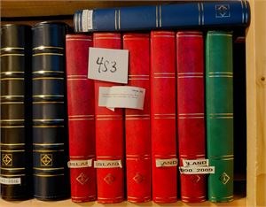 ISLAND Dublettene til forrige samling i 6 64 siders bøker. Som i samlingen, lite i starten