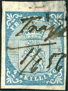 1. 4 skilling Våpen 1855, annullert med håndskrevet "Trogstad 1/6 56". Bred amrg opp, to normale og en litt smal. Tynn flekk oppe til høyre.