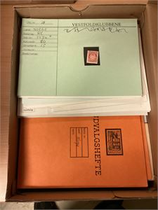 Skoeske, Rotelot i skoeske med Utv.hefter brev FDC mm (fra bo)
