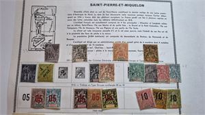 FRANSKA KOLONIER SAINT PIERRE ET MIQUELON samling */o 1891-1993 på blad