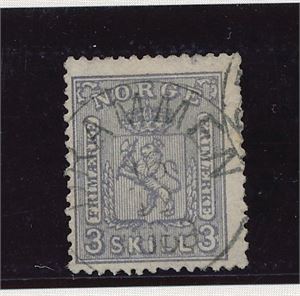 Nk 13b o. 3sk 3 med korte tagger høyre side. Svakt fullstempel "DRAMMEN" + liten ekstra stempelbue