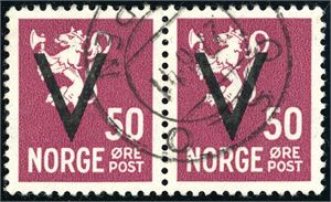 272. 50 øre V med tydelig vannmerke i horisontalt par, stemplet "Oslo Kampen 21.6.41".