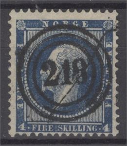 NK 4 III-218 Næs i Hallingdal (BU) Nydelig lux på mørk 4 skill. Oscar.  Tynn blekkstrek