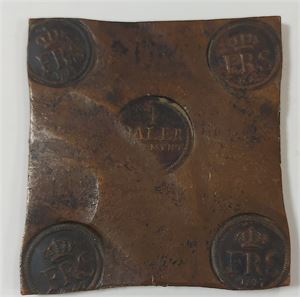SVERIGE. Fredrik I (1720–1751). Plåtmynt 1 Daler SM 1747. (752 gr Kv. 1+)