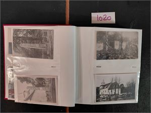 GRIMSTAD/FEVIK Fotoalbum med 53 små og 105 store. Flere med motiver fra skipsbygging på Fevik, ellers mye Fjære kirke og Moysand Camping