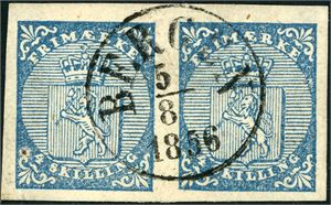 1. 4 skilling våpen 1855 i horisontalt par, pent stemplet "Bergen 5.8.1856". Meget gode marger.