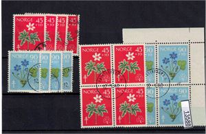 Nk 479-80 o. Sanitet, 8 serier inkl 4-blokker (Hk 880)