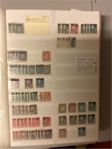 Inst.bok Dublettsamling fra 1930-tallet til moderne i stor instikksbok stemplet