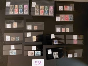 BELGIA/LUXEMBOURG Diverse merker oppsatt på små plansjer for salg