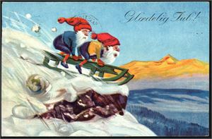 Ca 600 postkort i småformat.. Hovedsakelig Jule-og Romantiske kort- Av Julekortene er kun et fåtall med signatur.