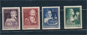 ØSTERRIKE xx Mi 929-32, 1949 Barnehjelp. Pen serie (€ 80)