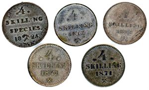 Fem stk 4 skillinger fra hhv. 1825, 1842 (2 stk), 1871 (2 stk). VK