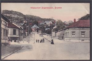 Drammen, Villakvartalet Bragernesaasen.  Kolorert kort (E.Jacobsen) brukt ikke postgått