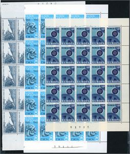Norske ark- og arkdeler fra perioden ca 1963 til 1973, hovedsakelig "blåmerker".