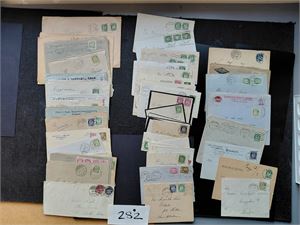 Ca 60 brev og kort med posthorn 1909-29. Noen pene firmalogoer. Blandet kvalitet inkl noen sørgebrev