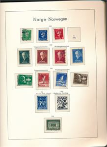Samling i 2 LT album med lommer og kassetter, ark til 2007. Veldig lite gammelt, her ligger verdien i 2 pene album og en god del til porto fra 1980-tallet