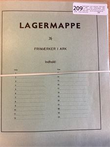 Lagermappe med arkrester 1950-tallet til 1980.   Flere mellomgode (906, T125)  opptalt 28i halvark av 50 merker.  Høy verdi … og stor portopålydende