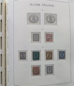 FINLAND samling til 2010 i to Lt album med lommer, ser ut til å mangle de dyreste, men meget fyldig ellers. Mye postfrisk etter krigen. Bare albumene må ha kostet mye