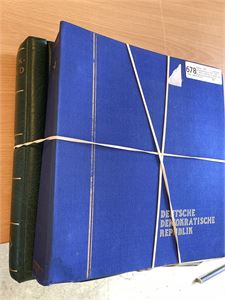 Tyskland DDR i 2 Leuchtturm overlappende album 1967 - 1980.  ** /*   Noen merker kan ha klebet seg da albumene har stått utsatt til.