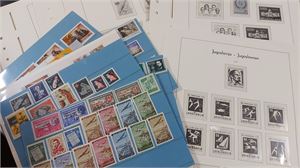 JUGOSLAVIEN omfattande samling 1918-1984 i fyra SAFE album. Ojämnt-tunt besatt äldre del, 1965-1984 till 90%