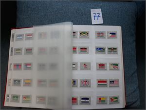 KOSOVO + FN NEW YORK Masse merker i 64 siders bok, overlegent mest FN. Vi antar at det meste er postfriskt