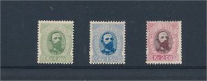 Nk 32-34 xx. Oscar kroneverdier, 2 kroner har liten skade i limet (Hk 5700)