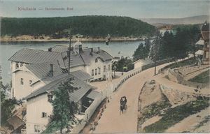 Kristiania -Norstrands Bad kolorert kort (P.A., 173) UB småf.