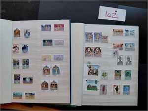 DIVERSE LAND Brukte og ubrukte merker i 2 16 siders bøker. Engelske kolonier er best