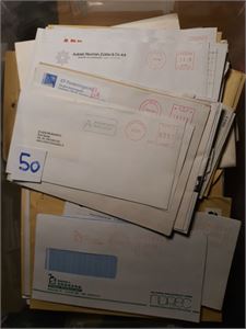 BREV-FRANKERINGSMASKINSTEMPLER Plastkasse som er helt full, vekt 9,6 kilo. GI BUD!
