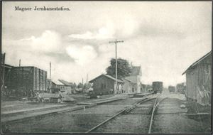 Magnor Jernbanestation. Aug. Ebert Nr 54. K-1