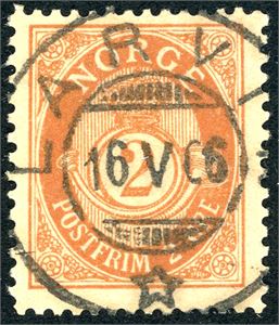 74 Y. 2 øre fintagget Knudsen med stående vannmerke, rettvendt fullstemplet "Larvik 16.5.06".