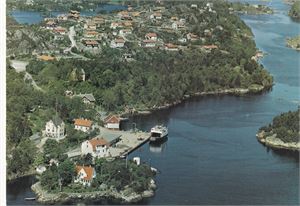Hordaland - Parti fra Brattholmen m/ferja