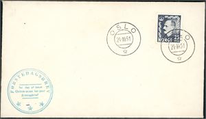 394. 25 øre Haakon i grå farge på uadressert konvolutt, stemplet "Oslo 24.10.51". (5.300,-).
