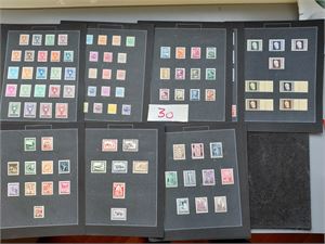 ØSTERRIKE x samling 1945-48 inkl 1946 Renner både tagget og utagget. Også noe feltpost.