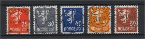 NK 354-358 Serie Løve 1946, alle med prakt/lux st. bl.a. pen Ørstavik (No, 6) og Tofte i Hurum (Bu)