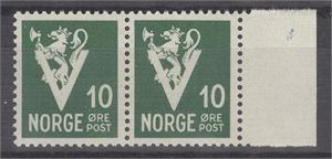 NK 293 ** 10 øre Hvit V , Horisontalt par (!) med marg.  Stammer fra ett fra postverket oppdelt ark.  Uvanlig