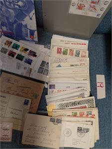 NORDEN (mest Norge) mengder av brev, FDC og annet. Eldre og nyere. Vekt 4 kilo