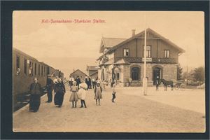 JERNBANESTASJON-STØRDALEN (Iversen). Brukt som julekort 1925