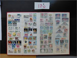 MOTIV: BLOMSTER/SPORT Masse merker i 16 siders bok