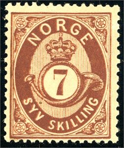 21 II. 7 skilling Posthorn med mørkt lim. (1.800,-).