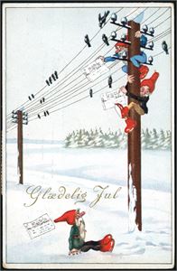 Drøyt 800 postkort, nær alle i småformat og norske. Julekort og med romantiske motiver.