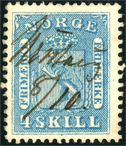 8. 4 skill, anert med håndskrevt "Alstadhaug 8/10" (NO).