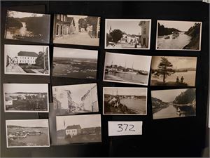 LILLESAND 14 småformat inkl et anonymt som ser ut til å være sendt av fotograf-familen i byen. Medfølger noen store inkl dubletter