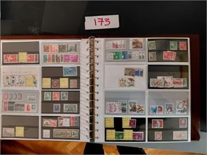 DIVERSE LAND i Safe perm med kassett. Oppgitt som "byttemateriale". Her er en mengde land på små plansjer