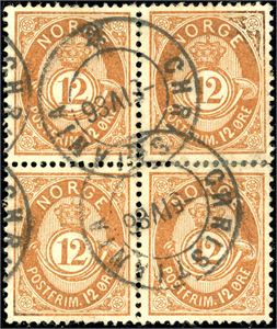 45 II. 12 øre orangebrun i 4-blokk, stemplet "Christiania 5.6.86". Ørlite hengselforsterket i høyre side.