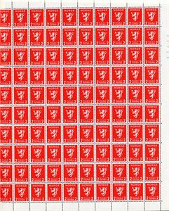 Norske ark og arkdeler fra 1940 til 1962. Bl.a. 540 stk 2 kr Løve og 300 stk 5 kr Løve og noen V-merker. (210.1000,-).
